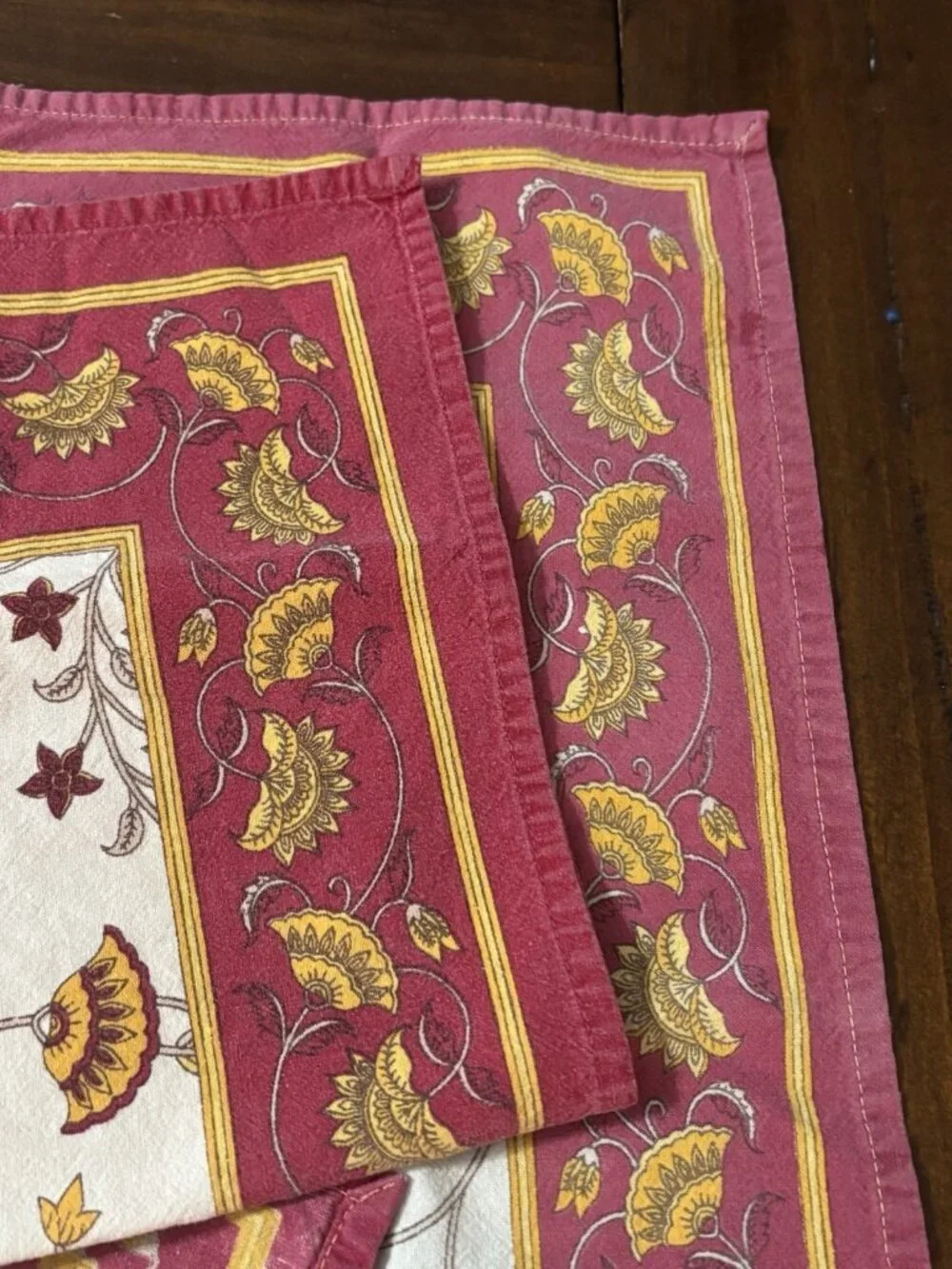 Pier‎ One Vintage Red Tan Beige Floral Cotton Napkins Set Of 8 Square